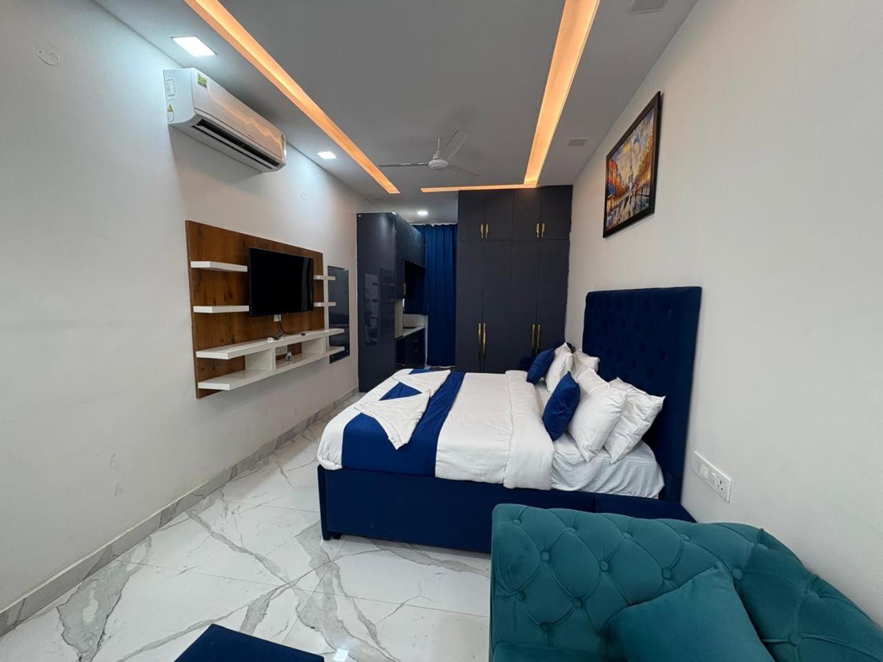 Pacific Inn Eco Central Gurgaon Eksteriør bilde