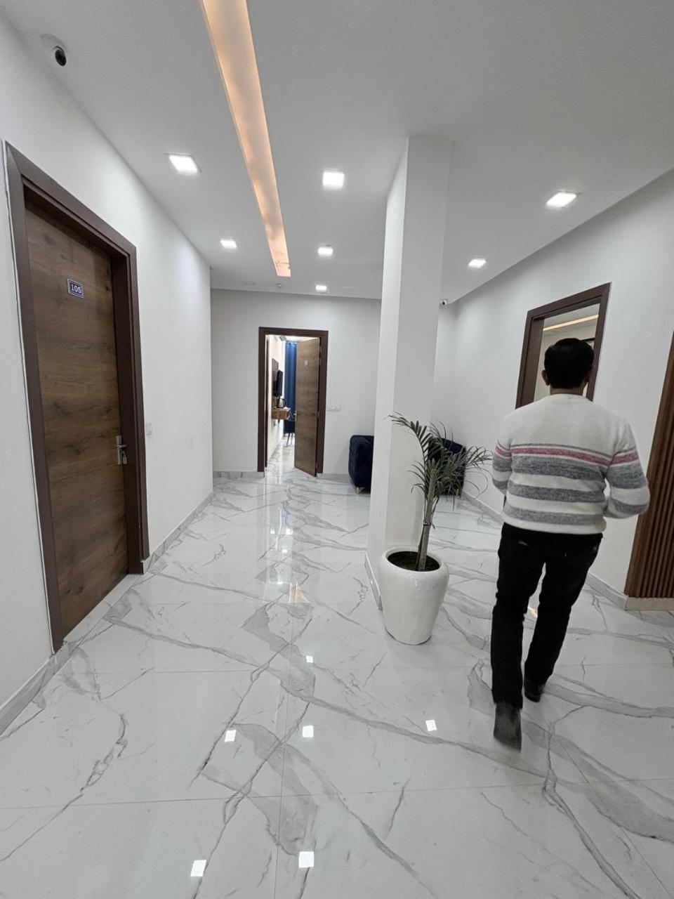 Pacific Inn Eco Central Gurgaon Eksteriør bilde
