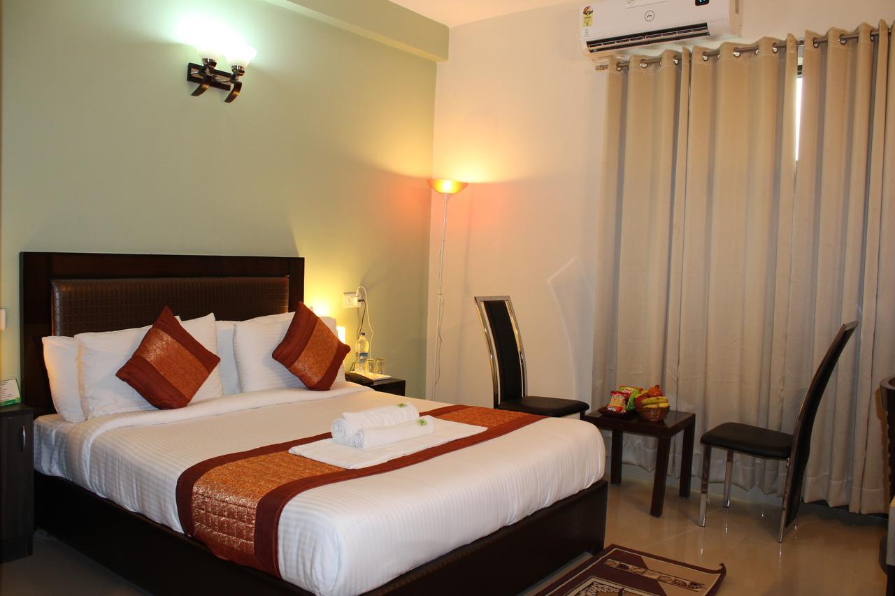 Pacific Inn Eco Central Gurgaon Eksteriør bilde