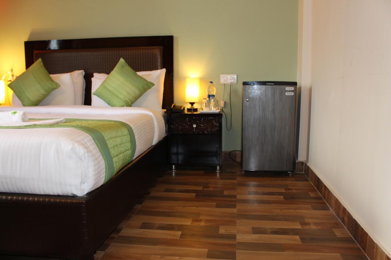Pacific Inn Eco Central Gurgaon Eksteriør bilde