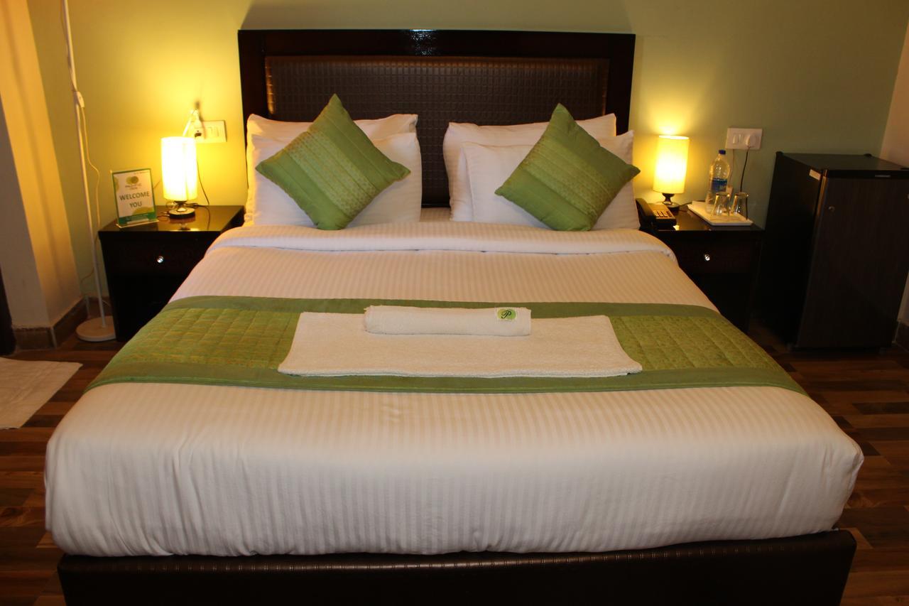Pacific Inn Eco Central Gurgaon Eksteriør bilde