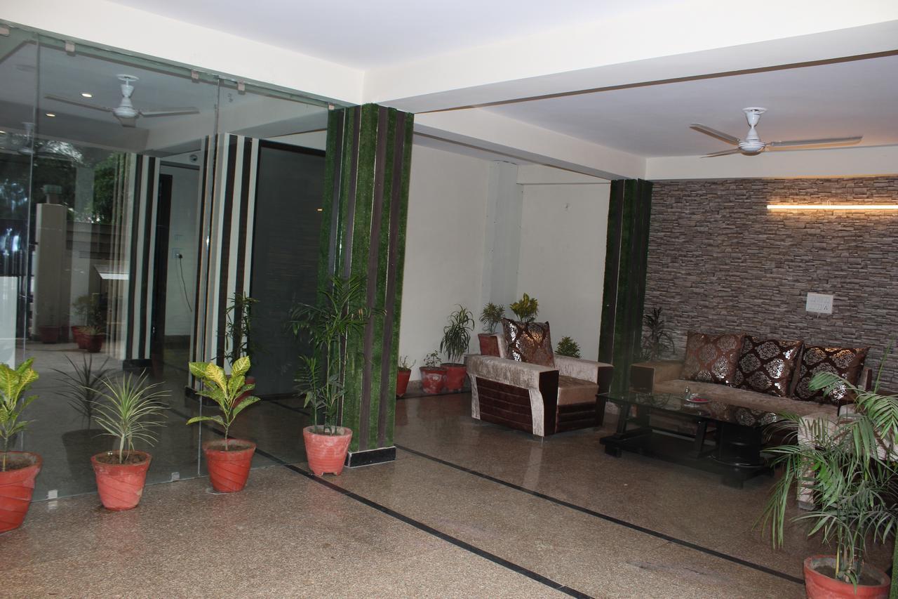 Pacific Inn Eco Central Gurgaon Eksteriør bilde